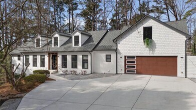 Building Photo - 6260 River Overlook Dr NW