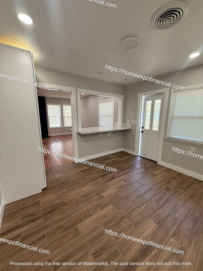 Building Photo - Nice Home For Rent