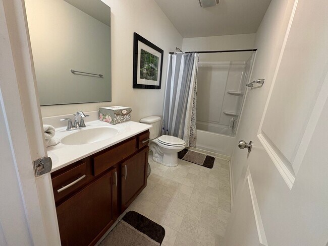 Building Photo - Rent Ready **Spacious 3-Bedroom Home with Open Concept & Large Fenced in Backyard**