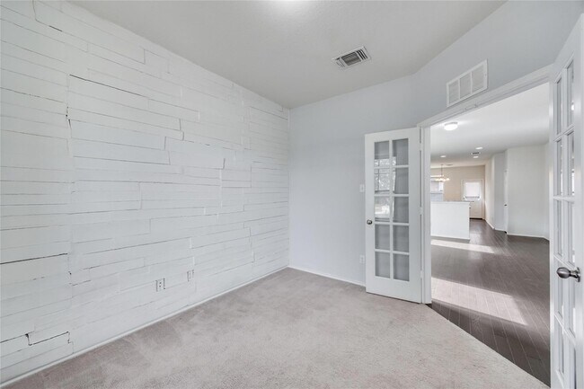 Building Photo - 524 Coffee Berry Dr