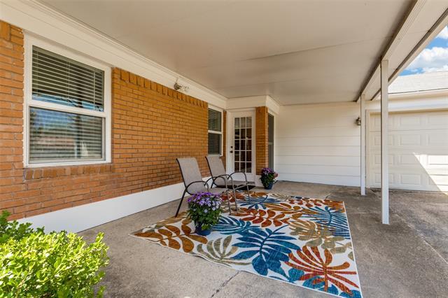 Building Photo - 816 Sherwood Dr