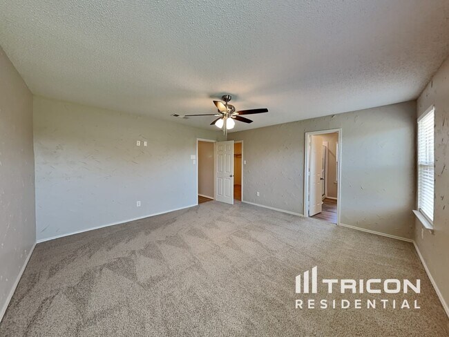 Building Photo - 6621 Swainson Trail