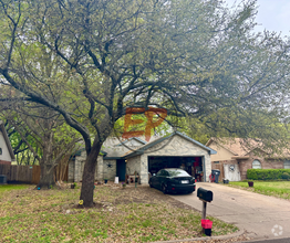 Building Photo - 1809 Ramada Dr