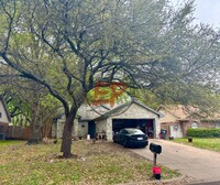 Building Photo - 1809 Ramada Dr
