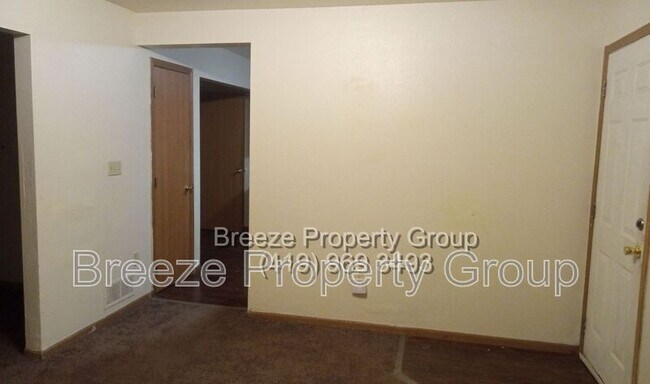 Building Photo - 816 E Bancroft St