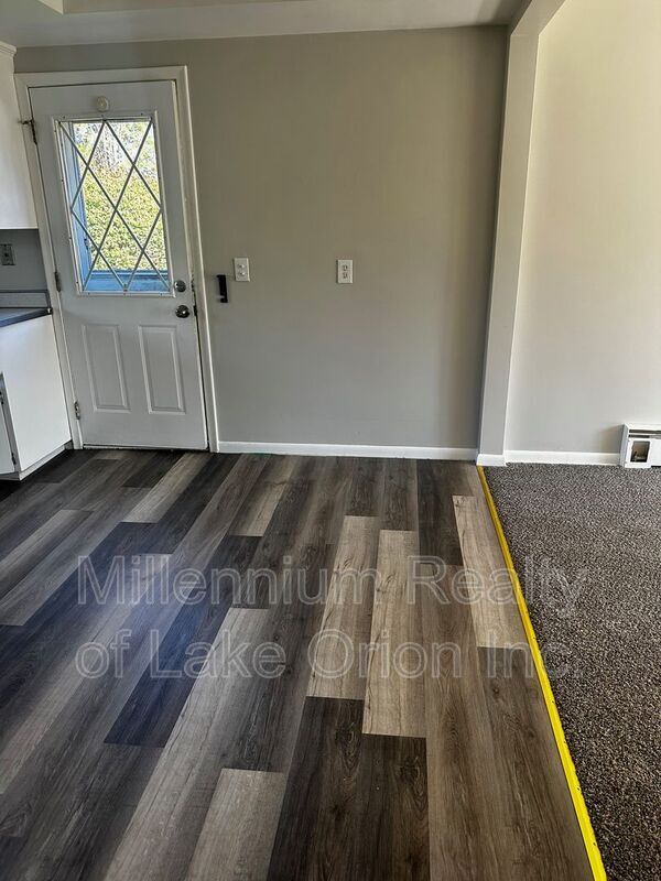 Building Photo - 22031 Lester St