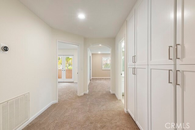 Building Photo - 11930 N Riviera