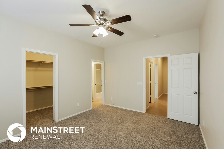 Building Photo - 18512 W Port Au Prince Ln