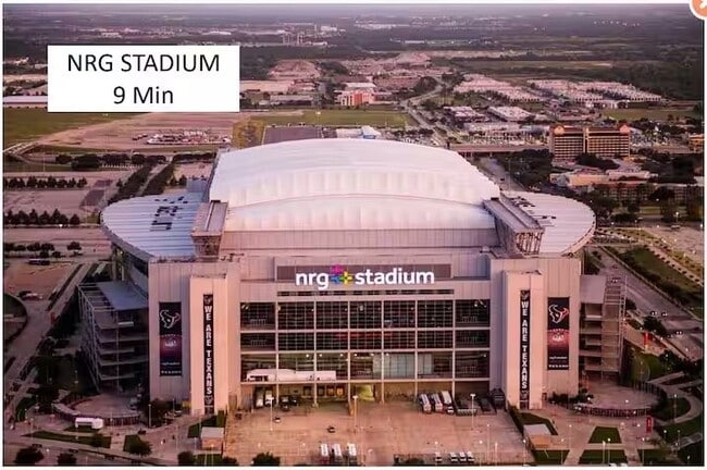 Building Photo - 1912 Arbor St