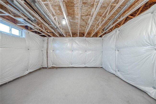 Building Photo - 123 Foxhound Dr