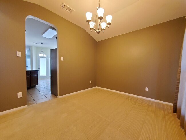Building Photo - 4-Bedroom House for Rent in Killeen