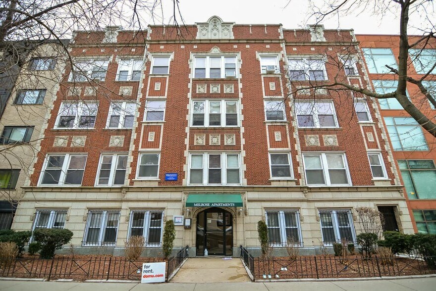 Primary Photo - 516 W Melrose St