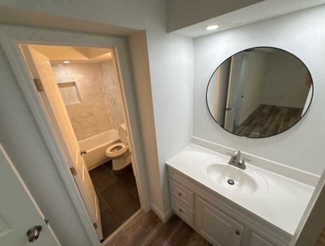 Building Photo - 2209 Belleair Rd