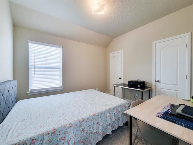 Building Photo - 3430 Hughes Mdw Wy