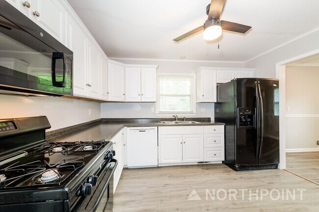 Building Photo - 3 BR/2.5BA | Newly Renovated Single Family Home | Large Deck | Fenced backyard!