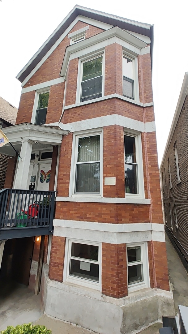 Building Photo - 3643 S Hermitage Ave