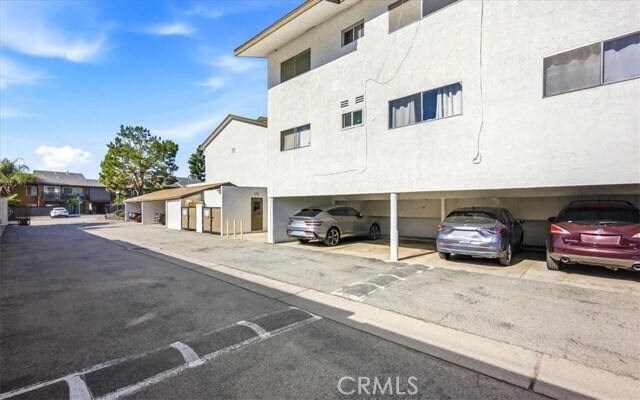 Building Photo - 1200 W Lambert Rd