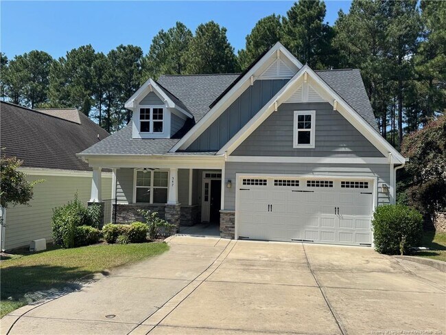 Building Photo - 547 Micahs Way N