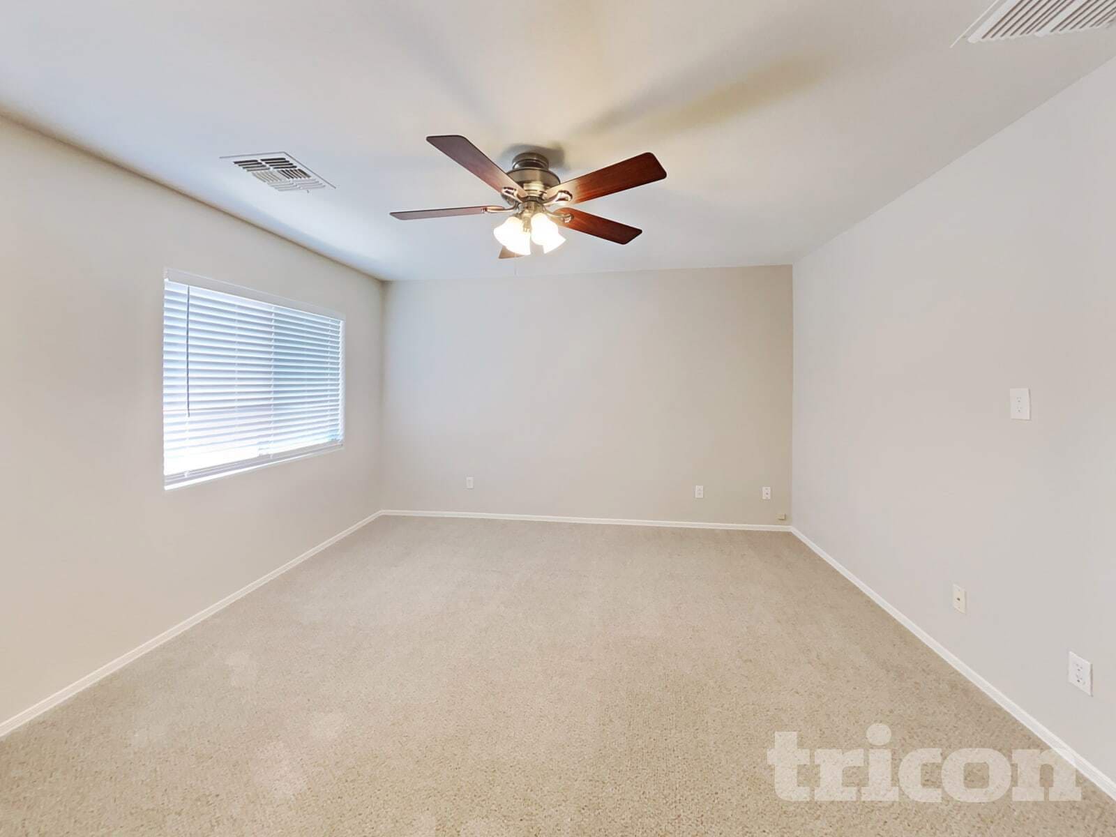 Building Photo - 43371 W Elizabeth Ave