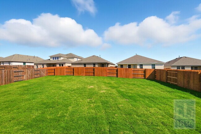 Building Photo - 1932 Marlin Spike Dr