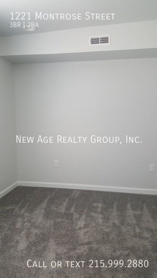 Building Photo - 1221 Montrose St