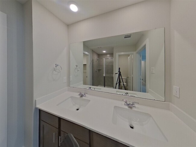 Building Photo - 22814 Terrazzo Dr