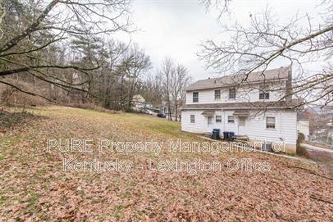 Building Photo - 7 Dogwood Ln