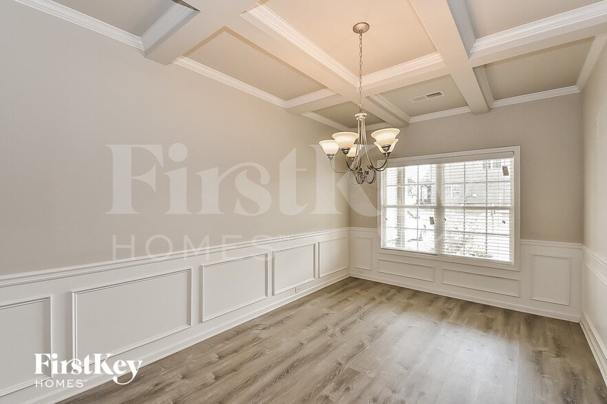 Building Photo - 273 Cliffhaven Cir
