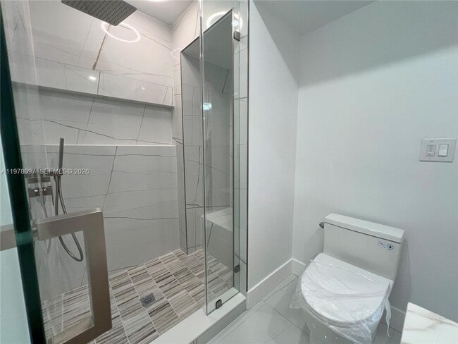 Building Photo - 6435 SW 116th Pl