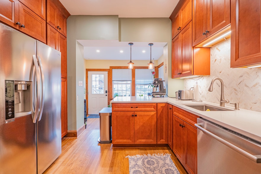 Building Photo - 3542 10th St NW