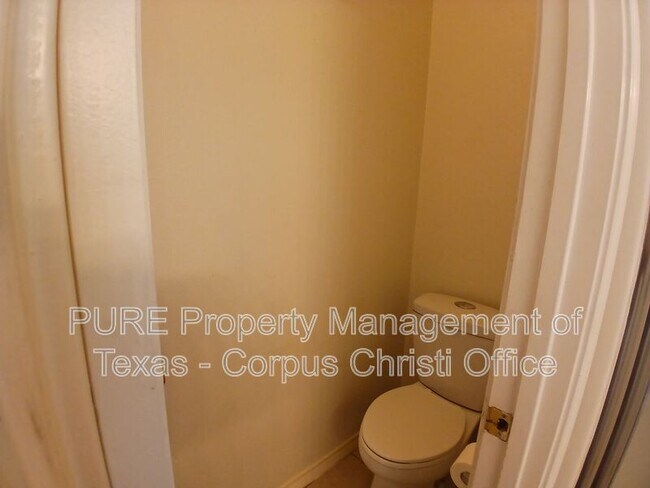 Building Photo - 7609 Cold Springs Dr