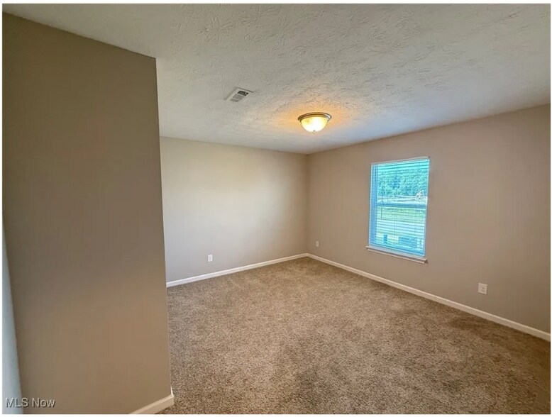 Building Photo - 3464 Magnolia Ln