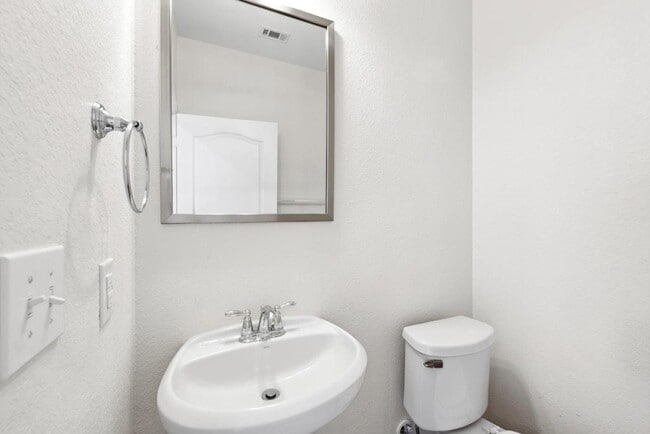 Building Photo - 7604 Peccary Dr