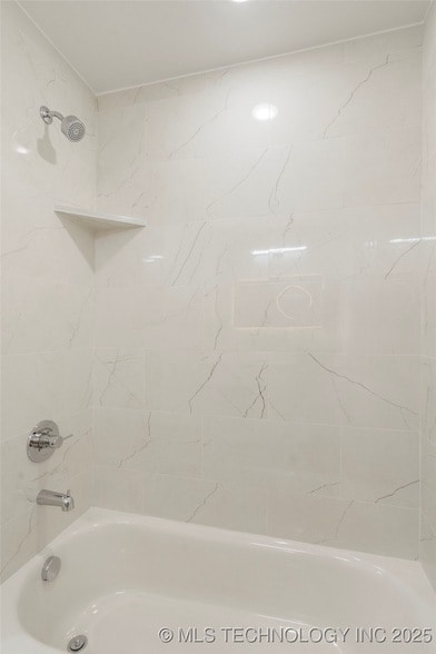 Building Photo - 105 N Atlanta St