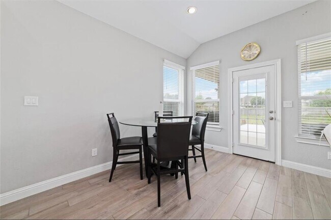 Building Photo - 19029 Villa Ln