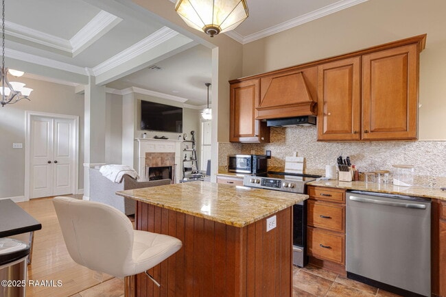 Building Photo - 111 Meagans Way Dr