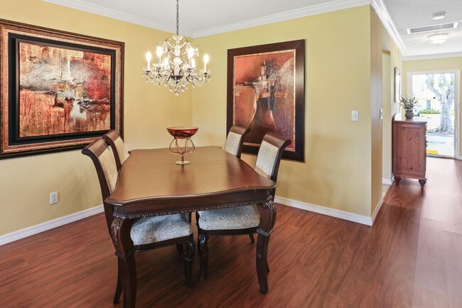 Building Photo - 2521 Pansy Ln