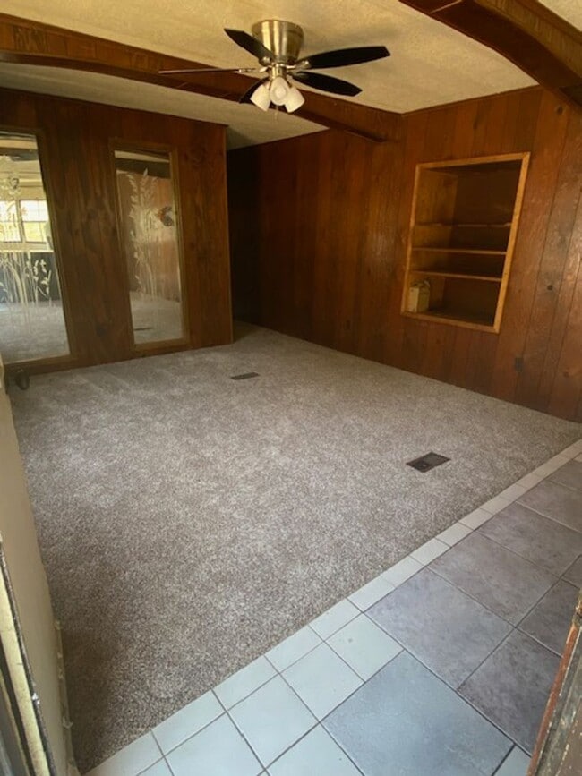 Building Photo - 3 bedroom country living mobile home