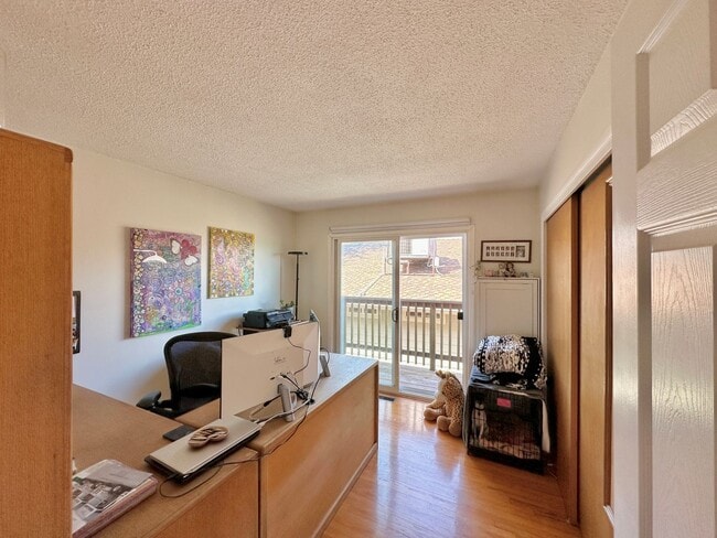 Building Photo - Charming 3 Bedroom 2 Bathroom Single Family Home Available June 5th *DO NOT DISTURB TENANT*