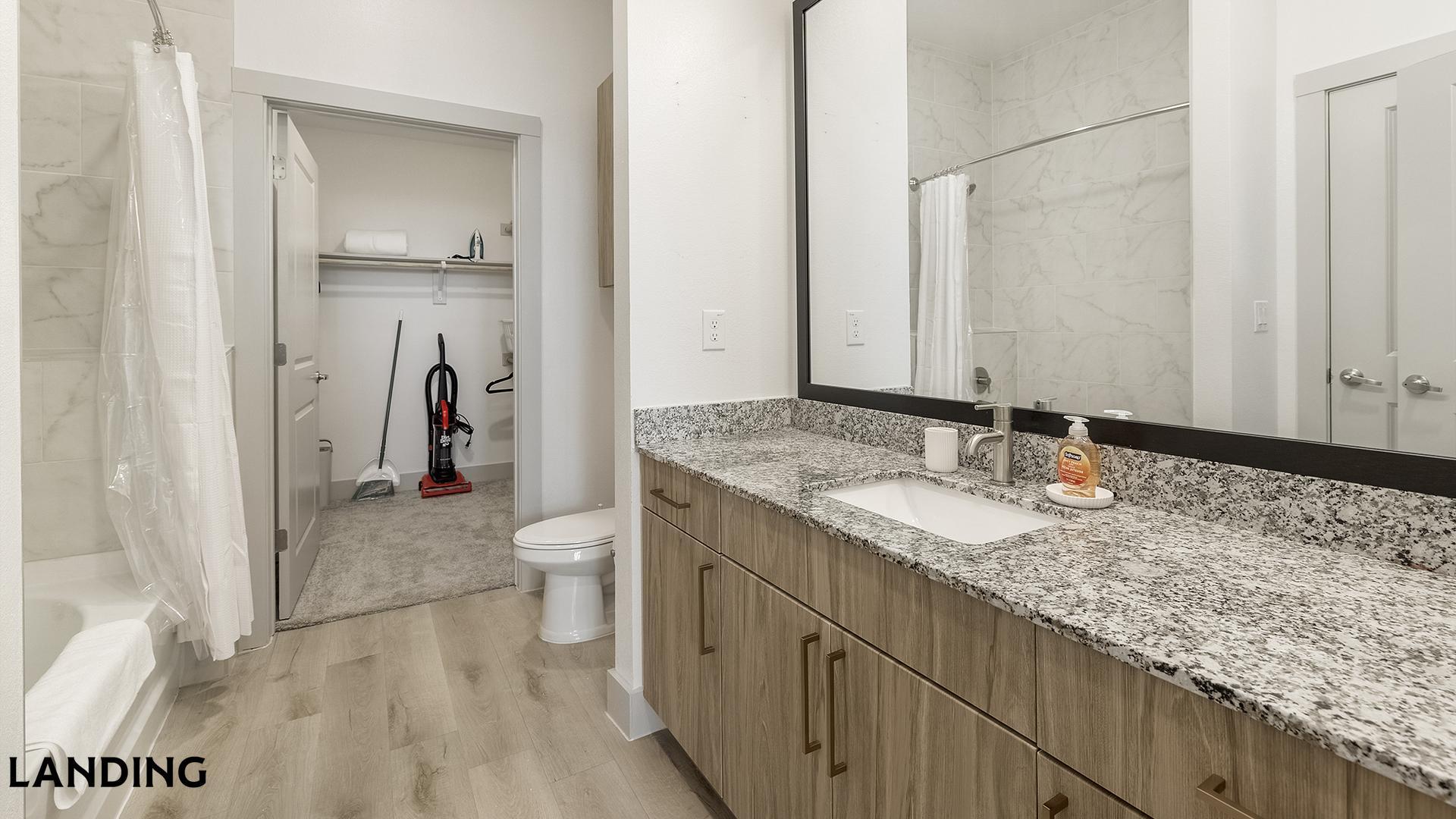 Building Photo - 13701 Montfort Dr