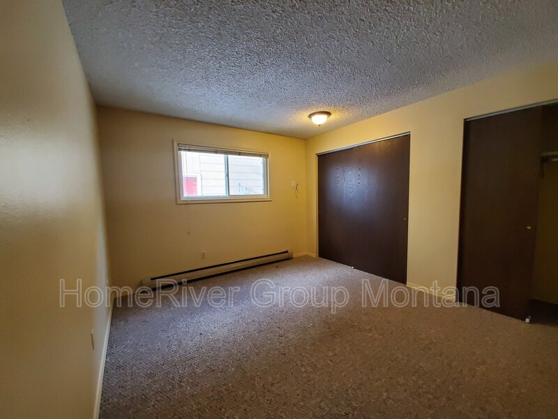 Building Photo - 911 Pattee Creek Dr