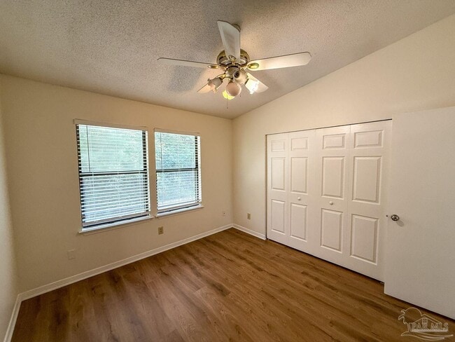 Building Photo - 424 E Burgess Rd