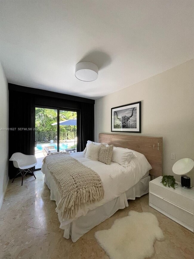 Building Photo - 1443 W 21st St