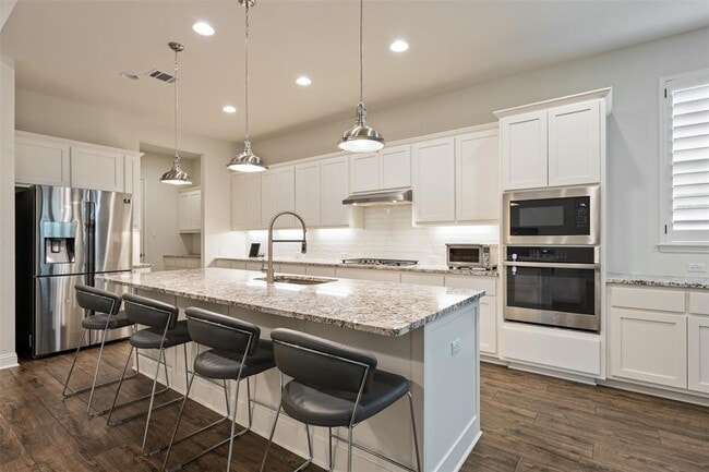 Building Photo - 713 Santa Catalina Wy