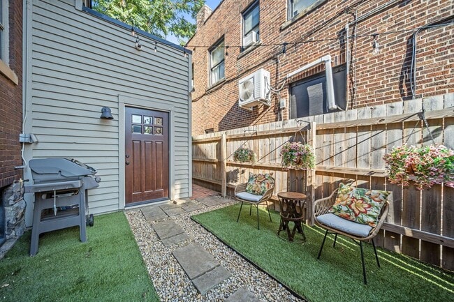 Building Photo - 503 S 3rd St