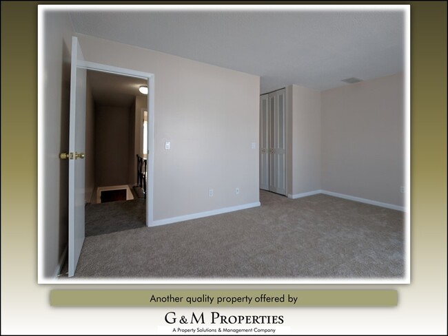 Building Photo - Rarely Available: 2-Bedroom Condo - walk t...