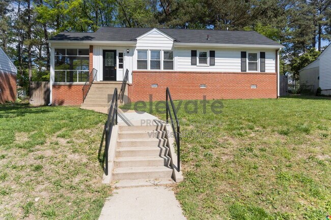 Building Photo - 9020 Weldon Dr
