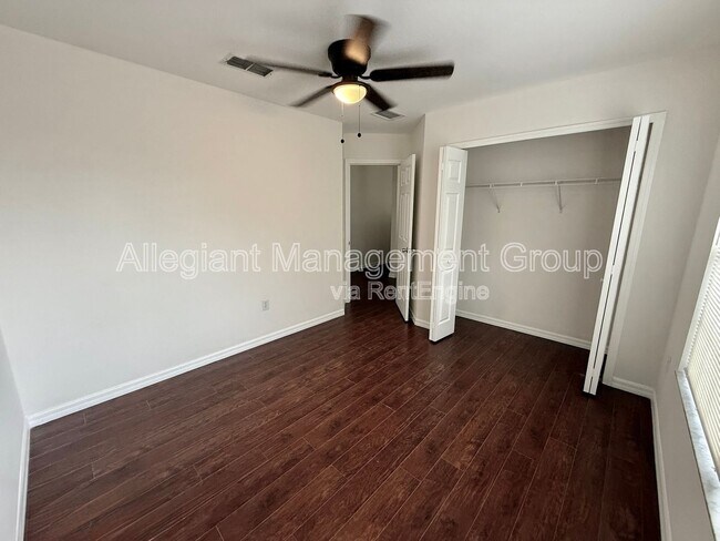 Building Photo - 608 Bluebill Ct