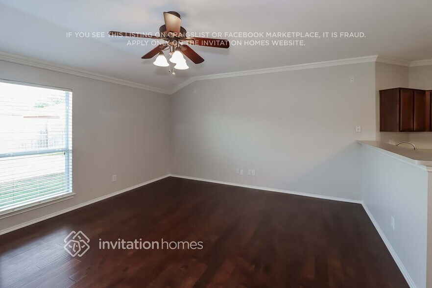 Building Photo - 3405 Charing Cross Rd