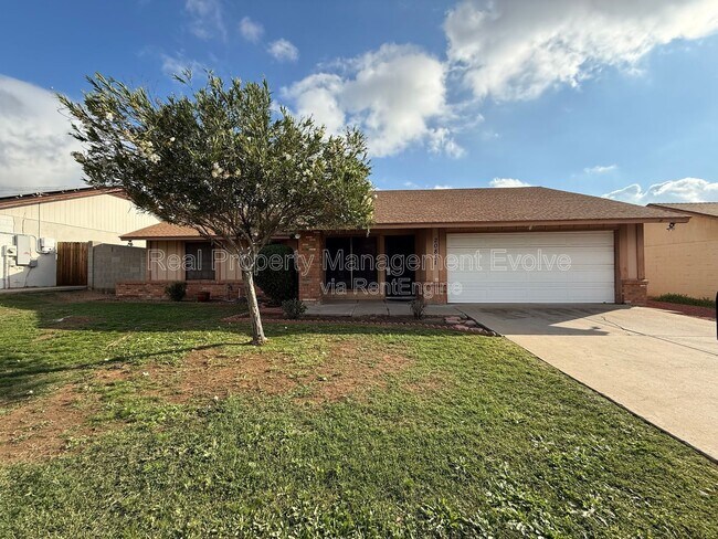 Building Photo - 20831 N 16th Ave